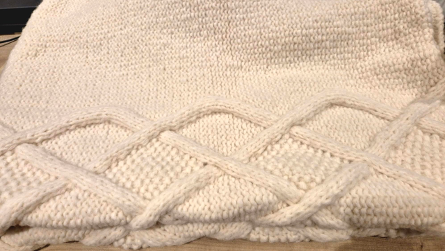 Blanket - chunky light cream