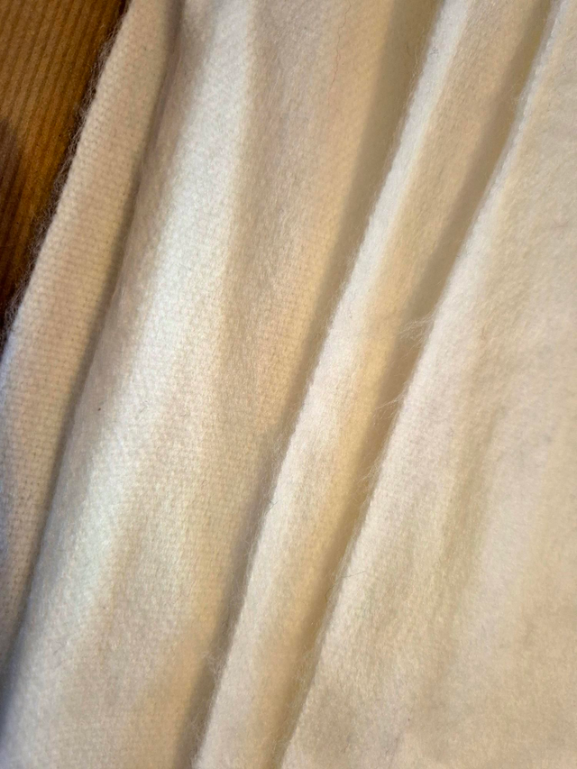 Brushed wool cream shawl